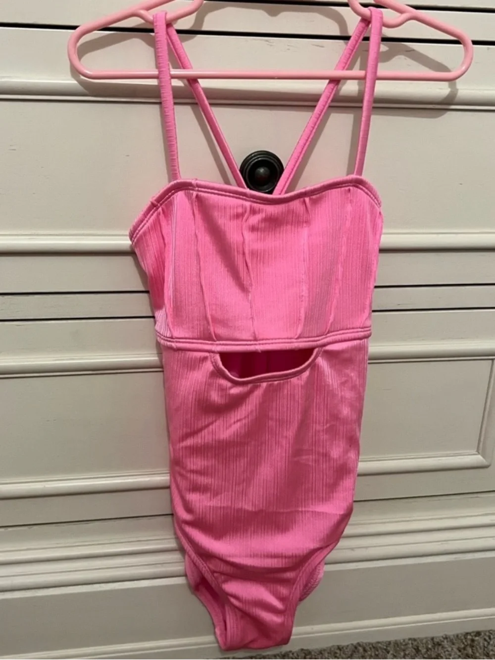 Pink Ribbed One-Piece Swimsuit with Cutout 6/7 - Picture 1 of 6